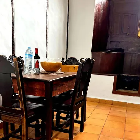 Cozy In Of 100 M² With View Garachico (Tenerife)