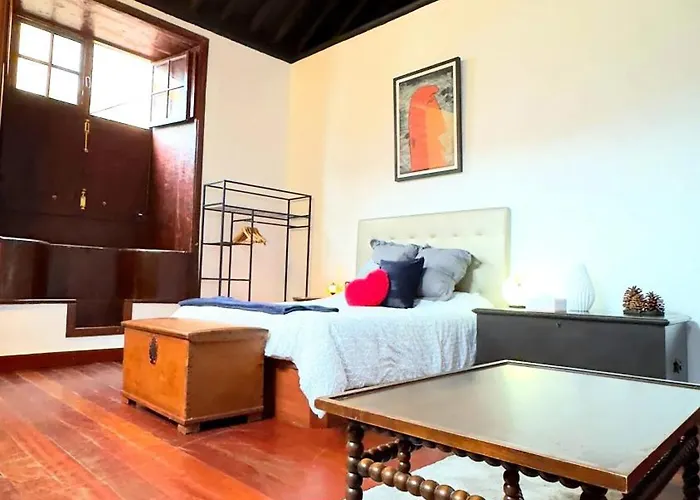 Cozy In Of 100 M² With View Garachico (Tenerife)