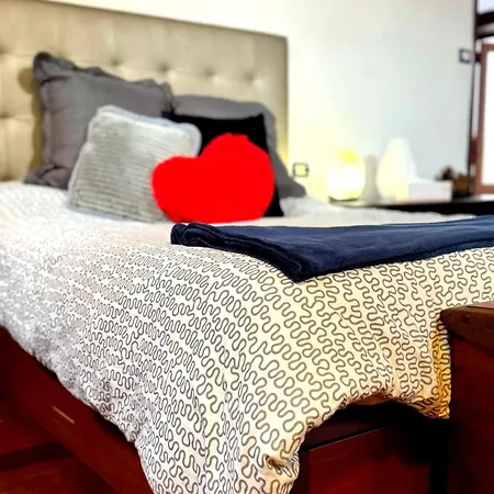 Cozy In Of 100 M² With View בית נופש *